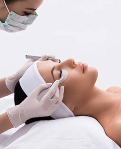 Eyelash Growth Treatment (Latisse) Near Me in South Surrey BC 